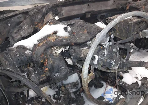 2004 Toyota Camry Le from USA, damaged, VIN 4T1BE30K74U930677